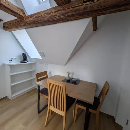 Im Historischen Stadttor * שטאופן אין בריישגאו
