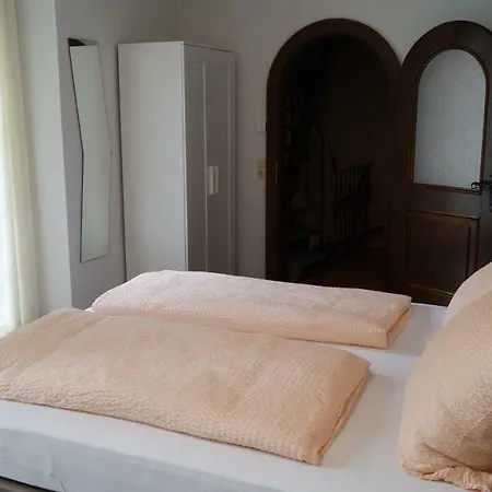 Apartment Im Historischen Stadttor Staufen im Breisgau